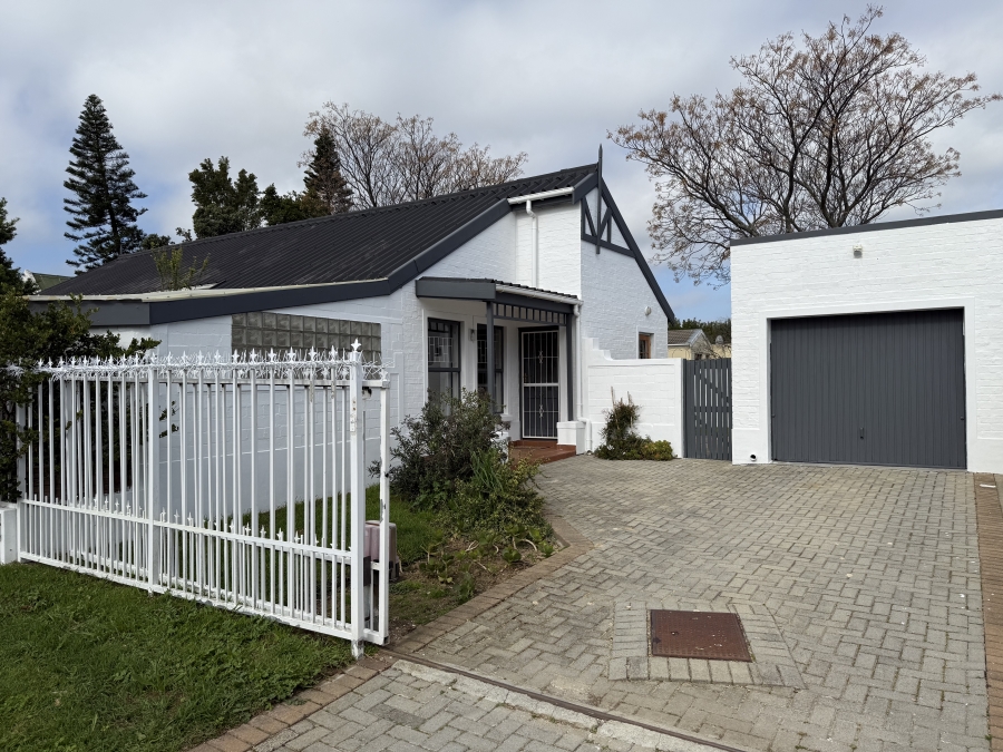 3 Bedroom Property for Sale in Van Der Stel Western Cape